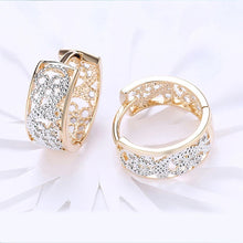 Load image into Gallery viewer, 14K Gold Plating Multi-Toned Floral Filigree Wired Clip On Earrings