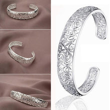 Load image into Gallery viewer, 18kt White Gold Plated Bangle