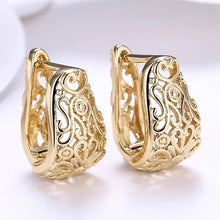 Load image into Gallery viewer, 14K Gold Plating Filigree Laser Cut Clip On Earrings
