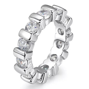 18k White Gold Round Cut Eternity Band