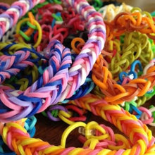 Load image into Gallery viewer, 5009-Piece Set: Loom Bandz Plus Board Sticks and Connectors
