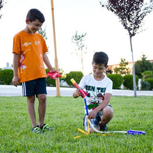 Load image into Gallery viewer, Toy Rocket Launcher for Kids with 4 Foam Rockets &amp; Launch Stand
